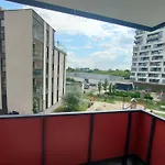 3-bedroom With 2 Free Parking Spots - Tauron Arena *