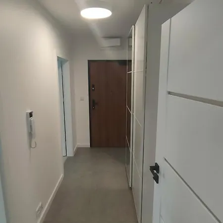 3-bedroom With 2 Free Parking Spots - Tauron Arena Ubytování v soukromí *