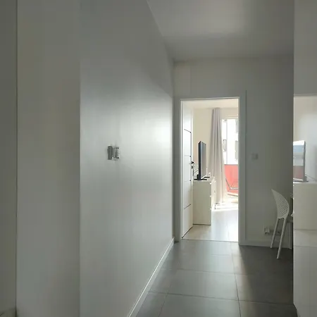 3-bedroom With 2 Free Parking Spots - Tauron Arena Ubytování v soukromí Krakov