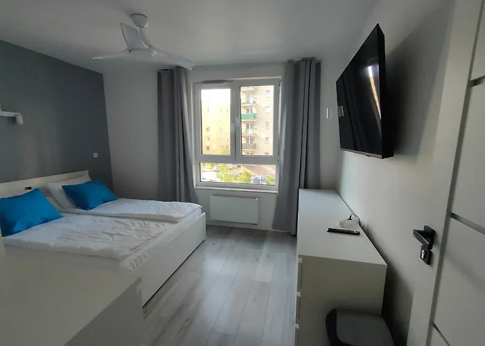 3-bedroom With 2 Free Parking Spots - Tauron Arena